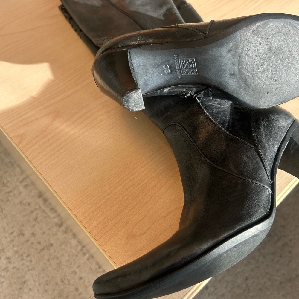 Spiral size 7.5 ultra lux distressed grey cutout leather boots EXC condition - Picture 7 of 16
